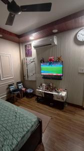 Bedroom Image of 828 Sq.ft 2 BHK Builder Floor for sale in Model Town New Delhi for Rs. 9500000