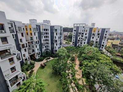 Balcony Image of 1970 Sq.ft 4 BHK Apartment / Flat for rent in Sugam Habitat, Tiljala Kolkata for Rs. 65000