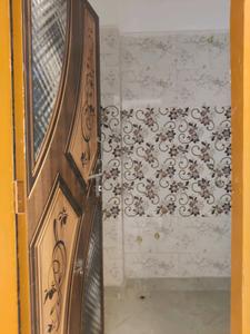 Common Bathroom Image of 900 Sq.ft 3 BHK Builder Floor for sale in DLF Ankur Vihar Ghaziabad for Rs. 3400000
