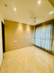 Hall Image of 650 Sq.ft 1 BHK Apartment / Flat for sale in Hiranandani Regent Hill A B C D And E Wing, Powai Mumbai for Rs. 18600000