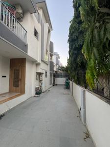 Balcony Image of 2368 Sq.ft 3 BHK Independent House for sale in Thaltej Ahmedabad for Rs. 33000000