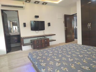 Bedroom Image of 2020 Sq.ft 3 BHK Penthouse for sale in Evershine Millennium Paradise, Kandivali East Mumbai for Rs. 52500000