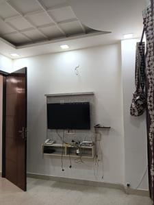 Hall Image of 950 Sq.ft 2 BHK Builder Floor for rent in Ramesh Nagar New Delhi for Rs. 40000