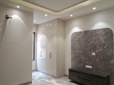 Bedroom Image of 1800 Sq.ft 3 BHK Builder Floor for sale in Paschim Vihar New Delhi for Rs. 36000000