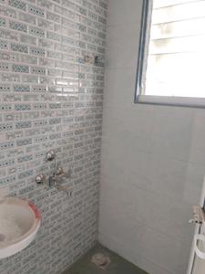 Common Bathroom Image of 700 Sq.ft 1 BHK Apartment / Flat for sale in Ulwe Navi Mumbai for Rs. 5200000