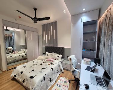 Bedroom Image of 2100 Sq.ft 3 BHK Apartment / Flat for sale in Joyalukkas Gold Tower, Edappally Kochi for Rs. 25500000