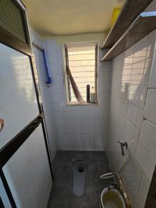 Bathroom Image of 610 Sq.ft 1 BHK Apartment / Flat for rent in Kandivali East Mumbai for Rs. 25000