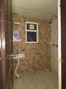 Common Bathroom Image of 1080 Sq.ft 2 BHK Apartment / Flat for sale in Rishabh Cloud 9, Indirapuram Ghaziabad for Rs. 10931000