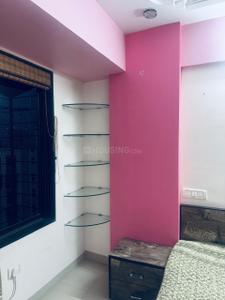 Bedroom Image of 1000 Sq.ft 2 BHK Apartment / Flat for rent in Rustomjee Azziano, Thane West Thane for Rs. 45000