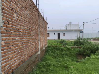 Image of 900 Sq.ft Residential Plot / Land for sale in Chipiyana Buzurg, Ghaziabad for Rs. 7500000