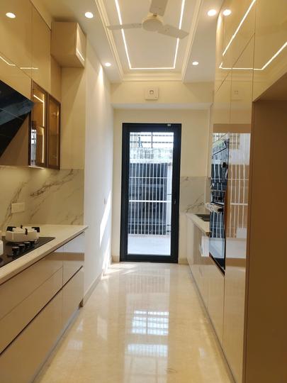 Paramount Luxury Builder Floors 27 Main Image 1