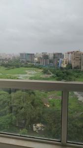 Balcony Image of 900 Sq.ft 2 BHK Apartment / Flat for rent in Godrej The Trees, Vikhroli East Mumbai for Rs. 118500