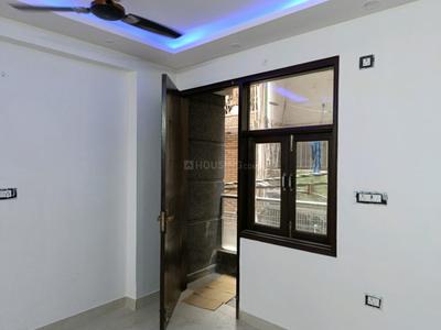 Bedroom Image of 1000 Sq.ft 3 BHK Builder Floor for sale in Builders World Developers Delhi World, Govindpuri New Delhi for Rs. 7500000