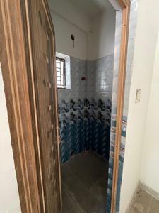 Bathroom Image of 750 Sq.ft 2 BHK Apartment / Flat for sale in Behala Kolkata for Rs. 2250001