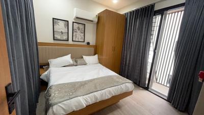 Bedroom Image of 1500 Sq.ft 1 BHK Builder Floor for rent in Scheme No 114 Indore for Rs. 25000