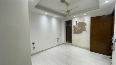 Bedroom Image of 1800 Sq.ft 4 BHK Apartment / Flat for sale in Satbari New Delhi for Rs. 16000000