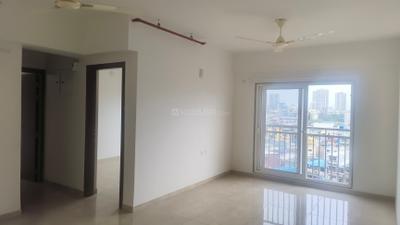 Living Room Image of 786 Sq.ft 2 BHK Apartment / Flat for sale in Shapoorji Pallonji BKC 28, Bandra East Mumbai for Rs. 25600000