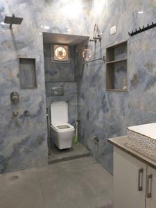 Common Bathroom Image of 1200 Sq.ft 3 BHK Villa for rent in Ordnance Apartments, Vikaspuri New Delhi for Rs. 42000