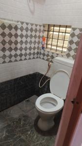 Bathroom Image of 600 Sq.ft 1.5 BHK Independent House for rent in Mahadevapura Bengaluru for Rs. 17000
