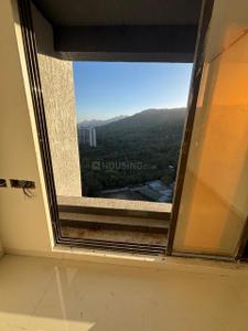 Balcony Image of 590 Sq.ft 1 BHK Apartment / Flat for sale in Unique Vistas, Thane West Thane for Rs. 9000000