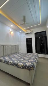 Bedroom Image of 1350 Sq.ft 3 BHK Builder Floor for sale in Bir Pir Machhalia Zirakpur for Rs. 6100000