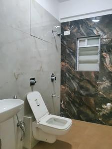 Common Bathroom Image of 950 Sq.ft 2 BHK Apartment / Flat for sale in Samrin Heritage, Thane West Thane for Rs. 14500000