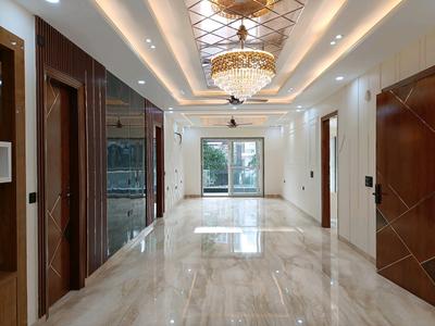 Living Room Image of 2500 Sq.ft 4 BHK Builder Floor for sale in Sector 50 Gurgaon for Rs. 47500000
