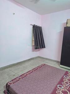 Bedroom Image of 1050 Sq.ft 2 BHK Apartment / Flat for rent in Nirupam Vatika, Sector 62 Noida for Rs. 27500