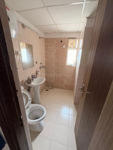 Bathroom Image of 1635 Sq.ft 3 BHK Apartment / Flat for sale in Fusion Homes, Noida Extension Greater Noida for Rs. 15800000