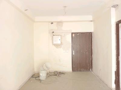 Living Room Image of 1230 Sq.ft 2.5 BHK Apartment / Flat for sale in Amrapali Verona Heights, Noida Extension Greater Noida for Rs. 9400000