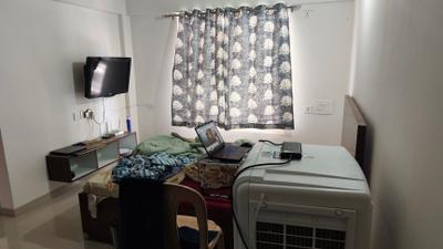 Bedroom Image of 320 Sq.ft 1 RK Apartment / Flat for rent in Nyati Elysia, Kharadi Pune for Rs. 24000