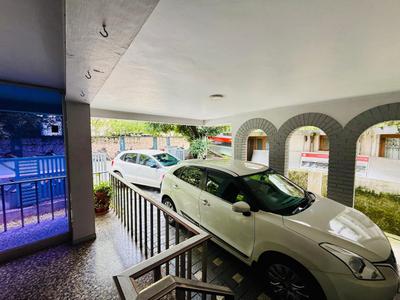 Image of 2500 Sq.ft 4 BHK Independent House for sale in M.G. Road, Kochi for Rs. 80000000