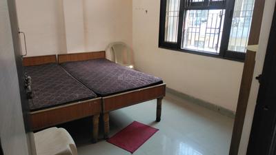 Bedroom Image of 700 Sq.ft 2 BHK Builder Floor for sale in New Ashok Nagar New Delhi for Rs. 4200000