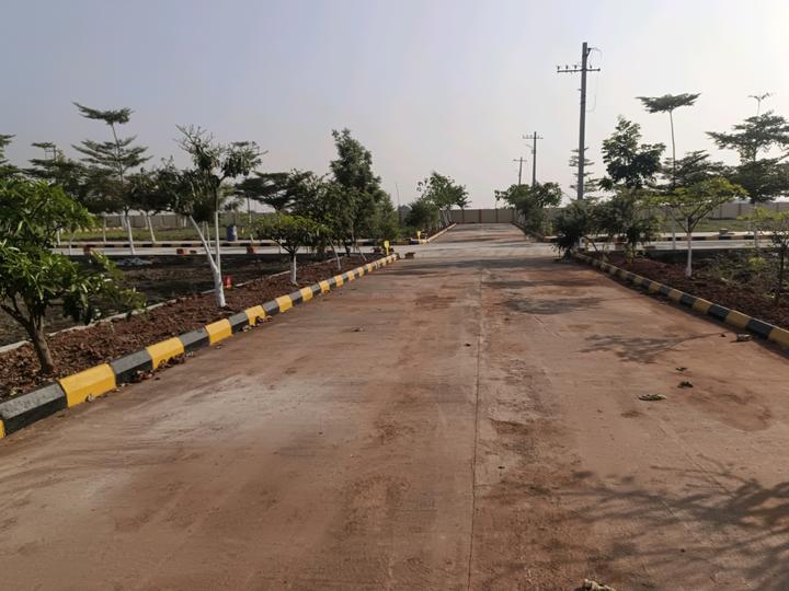 Alekhya Anantha County Phase II Main Image 1