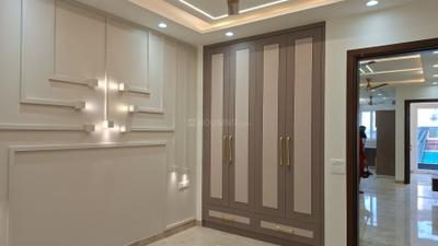 Bedroom Image of 1125 Sq.ft 3 BHK Builder Floor for sale in Vikaspuri New Delhi for Rs. 21000000