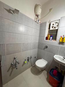 Image of 1000 Sq.ft 2 BHK Apartment / Flat for rent in Sunpharma Road, Vadodara for Rs. 19999