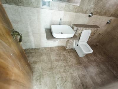 Bathroom Image of 1750 Sq.ft 3 BHK Apartment / Flat for rent in Radhe Infinity, Kudasan Gandhinagar for Rs. 32000