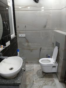 Bathroom Image of 1300 Sq.ft 3 BHK Builder Floor for rent in Sector 11 Rohini New Delhi for Rs. 58000