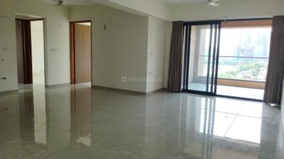 Living Room Image of 3479 Sq.ft 4 BHK Apartment / Flat for rent in Shilp Paradise, Bodakdev Ahmedabad for Rs. 80000