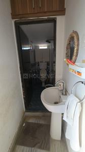 Bathroom Image of 600 Sq.ft 1 BHK Independent House for rent in Rhoda Mistri Nagar Hyderabad for Rs. 15000