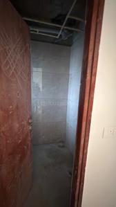 Bathroom Image of 615 Sq.ft 1 BHK Apartment / Flat for sale in Ramky One Karnival, Electronic City Bengaluru for Rs. 8300000