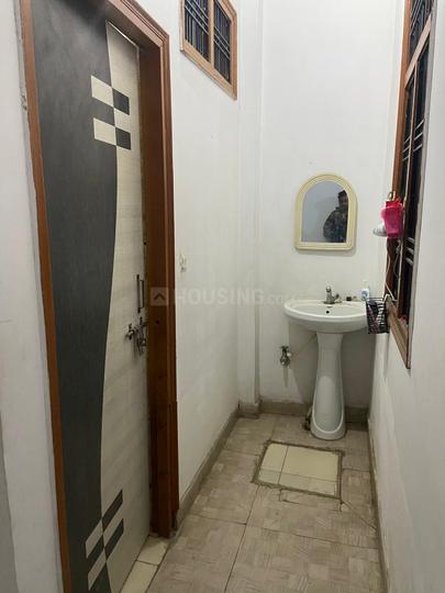 Vrindavan Yojana Bathroom 1