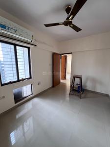 Bedroom Image of 880 Sq.ft 2 BHK Apartment / Flat for rent in Terraform Everest World, Thane West Thane for Rs. 30000