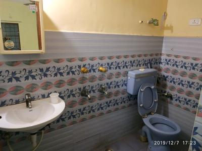 Bathroom Image of 1353 Sq.ft 3 BHK Apartment / Flat for sale in Nandanam Chennai for Rs. 25000000