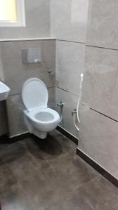 Bathroom Image of 990 Sq.ft 3 BHK Builder Floor for sale in Laxmi Nagar New Delhi for Rs. 15000000