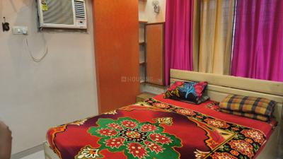 Bedroom Image of 650 Sq.ft 1 BHK Apartment / Flat for rent in Landmark Towers, Dadar East Mumbai for Rs. 65000