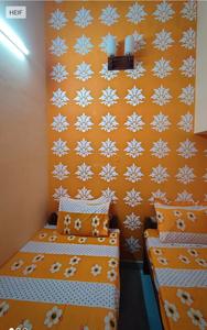 Bedroom Image of UPASANA PG in Bhowanipore, Kolkata