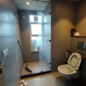 Bathroom Image of 2674 Sq.ft 4 BHK Apartment / Flat for sale in Bestech Altura, Sector 79 Gurgaon for Rs. 36000000
