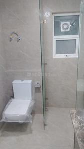 Bathroom Image of 2350 Sq.ft 3 BHK Apartment / Flat for sale in Omaxe Twin Towers, Sector 50 Noida for Rs. 42500000