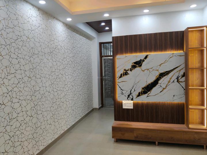 Investors zone shakti khand 2 indirapuram Main Image 1